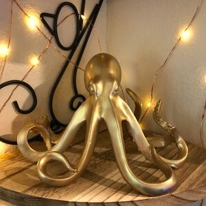 Golden Octopus Statue